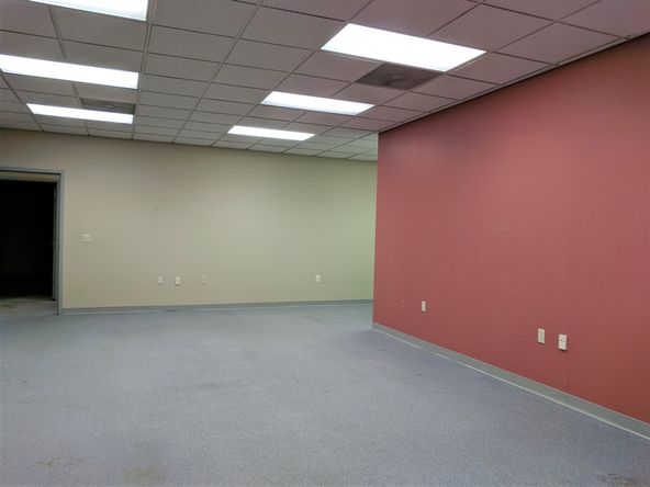 901 West Main Street, El Paso, IL 61738